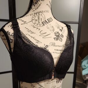 Front clasp bra 38